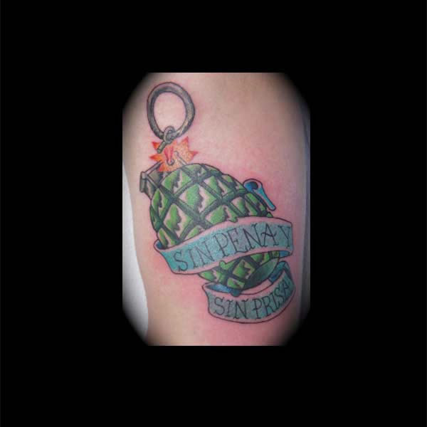 Clay Willoughby - Grenade